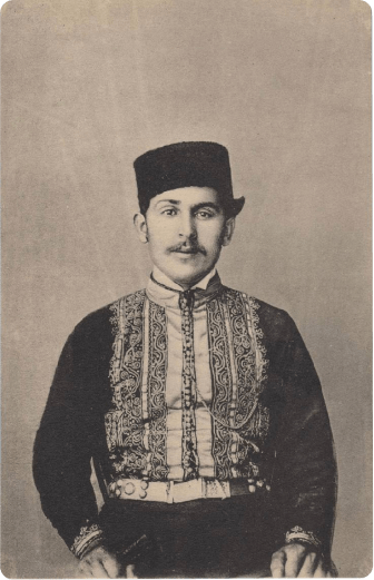 HEM SEVERSİÑ, HEM SEVMEZSİÑ